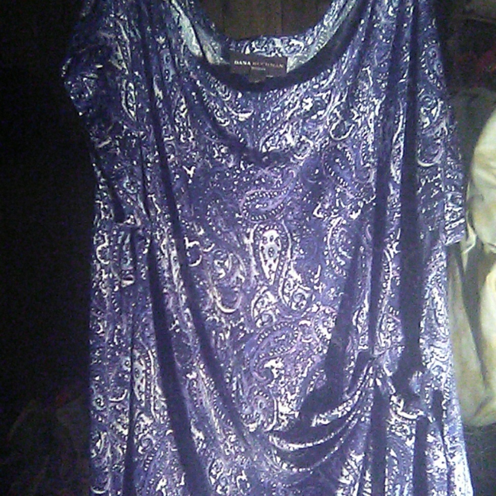 Brand new dressy short sleeve shirt